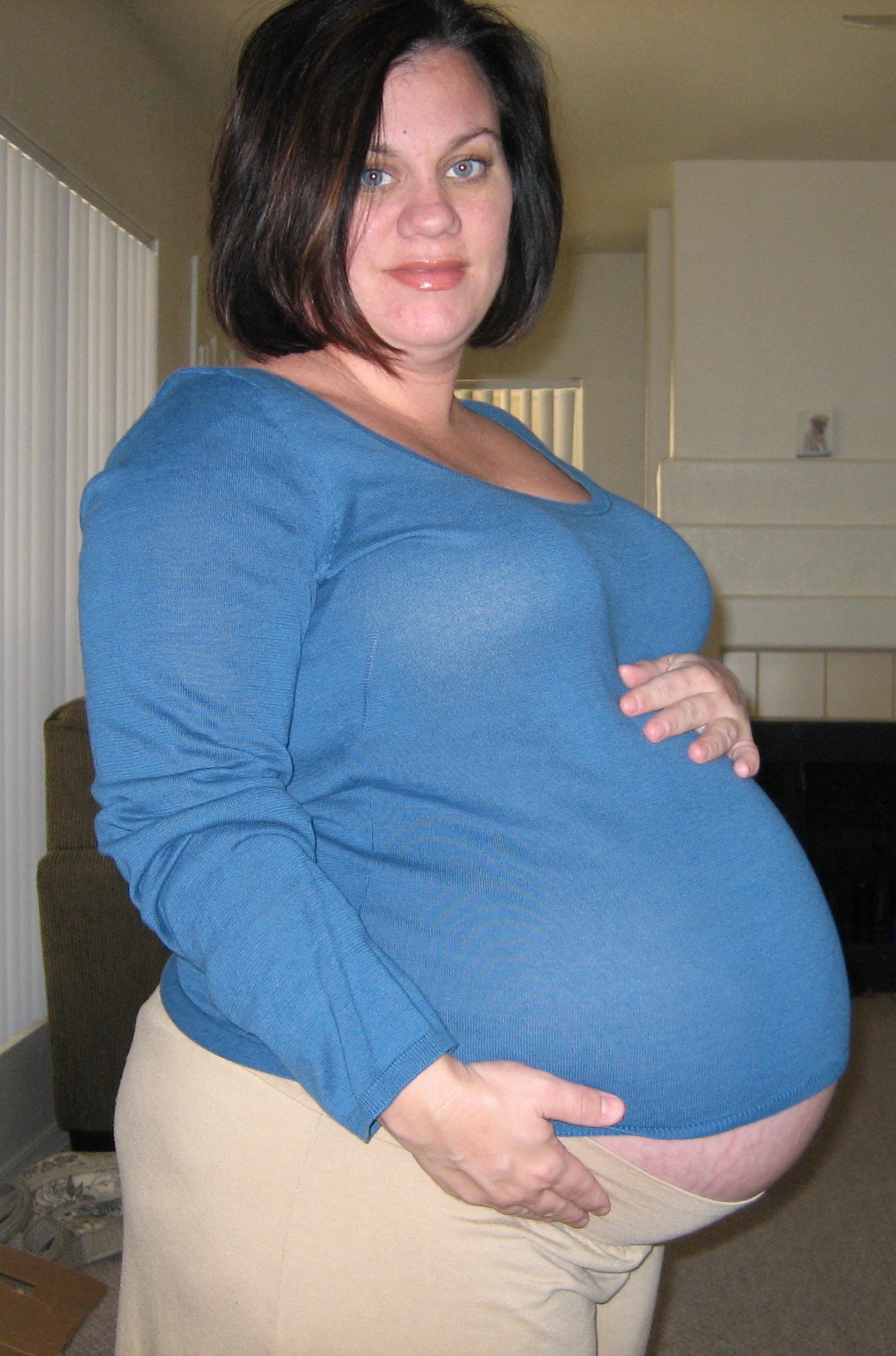 50 weeks pregnant belly